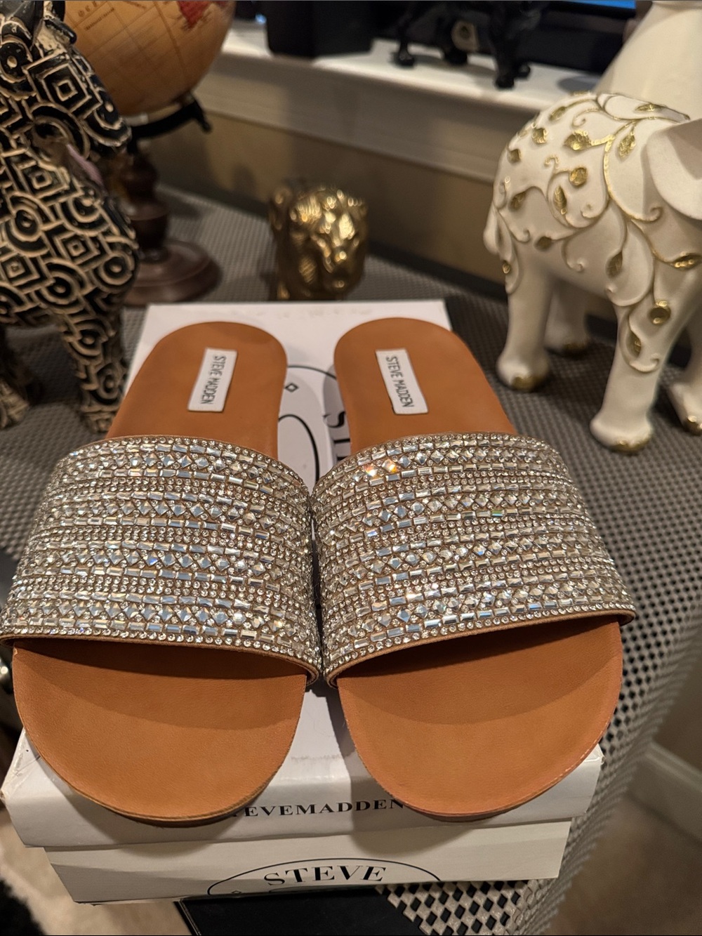 Steve Madden Women’s Silver Crystal-Embellished Tan Slide Mules size 9
